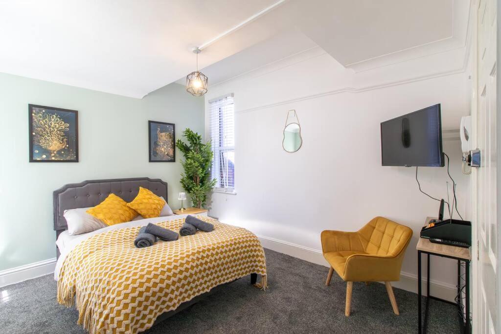 Open Mind Property - Ensuite Studio In Southsea Portsmouth Eksteriør billede